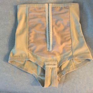 Bellefit corset Size Medium